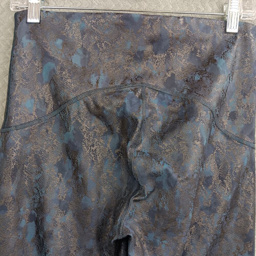 SPANX Women's Faux Leather Reptile Booty Boost 7/8 Leggings Navy Size L - Picture 5 of 9